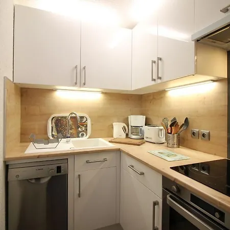 T3 Avec Terrasse Et Wifi Au Mont-dore - Fr-1-608-178