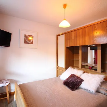 T3 Avec Terrasse Et Wifi Au Mont-dore - Fr-1-608-178 דירה לה מן-דור